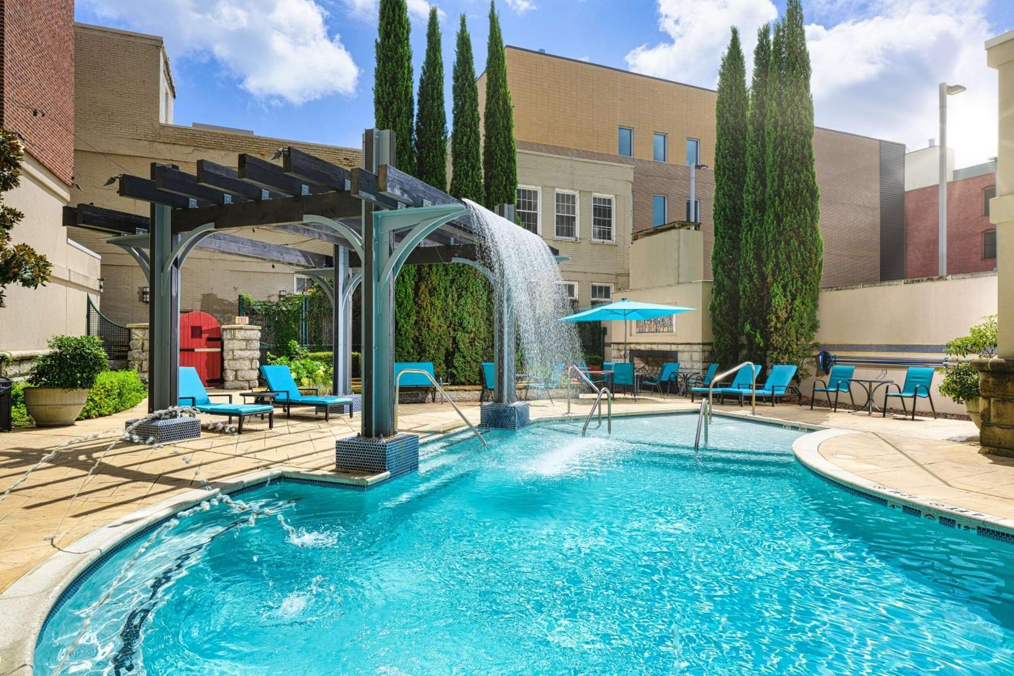 Hampton Inn & Suites Chattanooga Downtown Exteriör bild