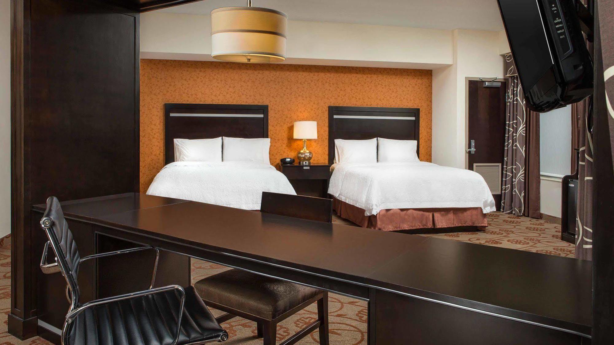 Hampton Inn & Suites Chattanooga Downtown Exteriör bild
